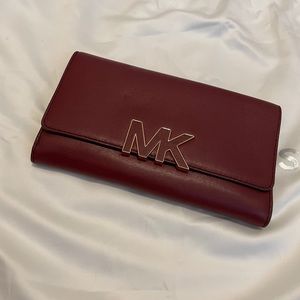 Michael Kors Florence Wallet - Merlot